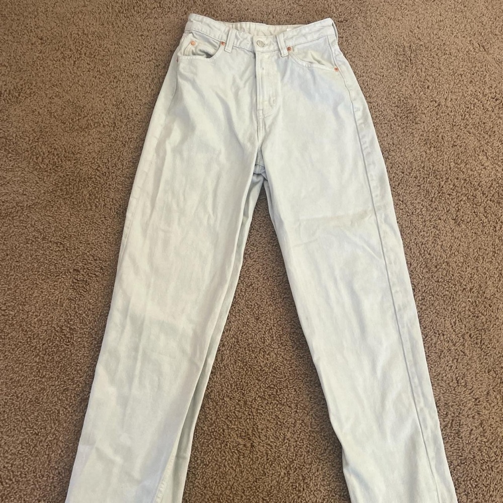White Jeans